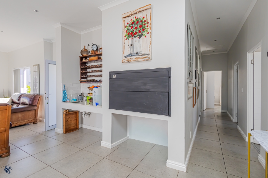 3 Bedroom Property for Sale in Villa Diamante Western Cape